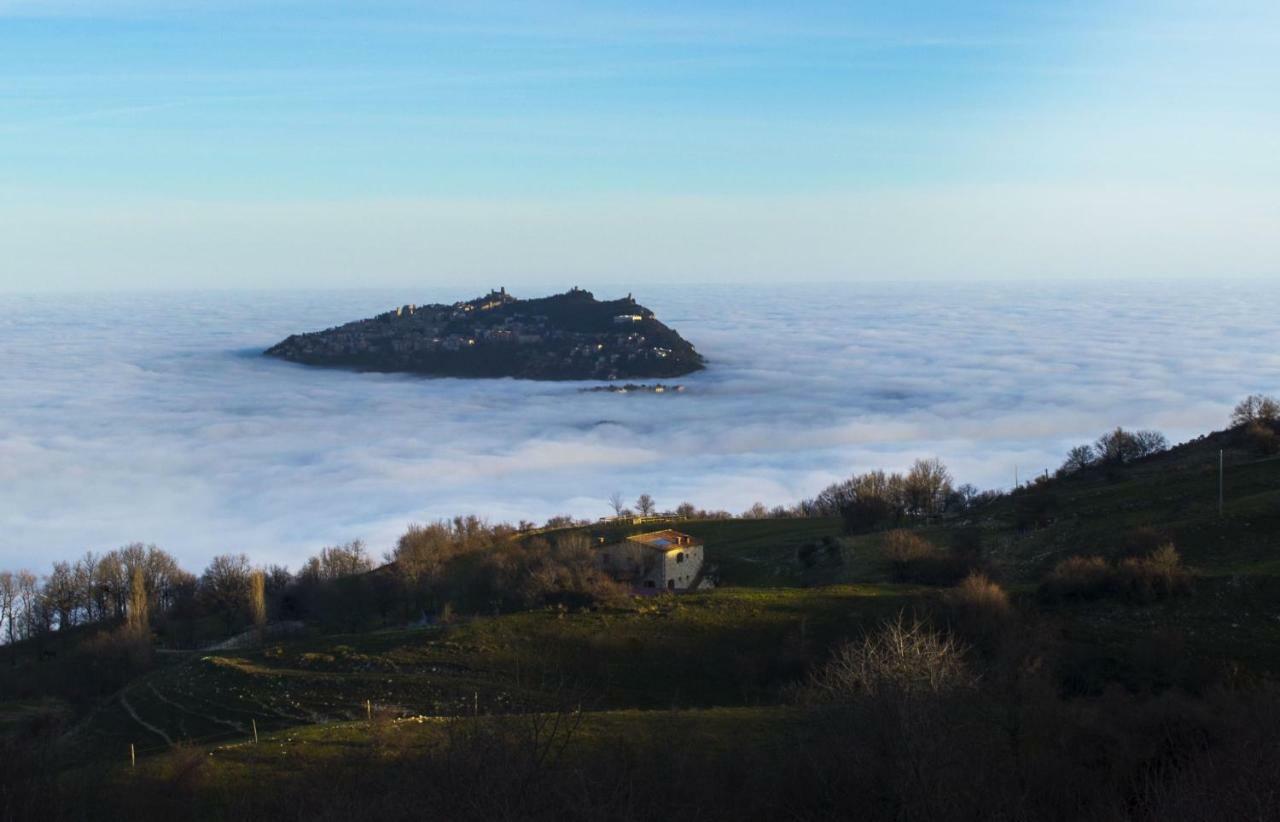 Fattoria Bio L'A Ceccoli Villa Sasso Feltrio Esterno foto